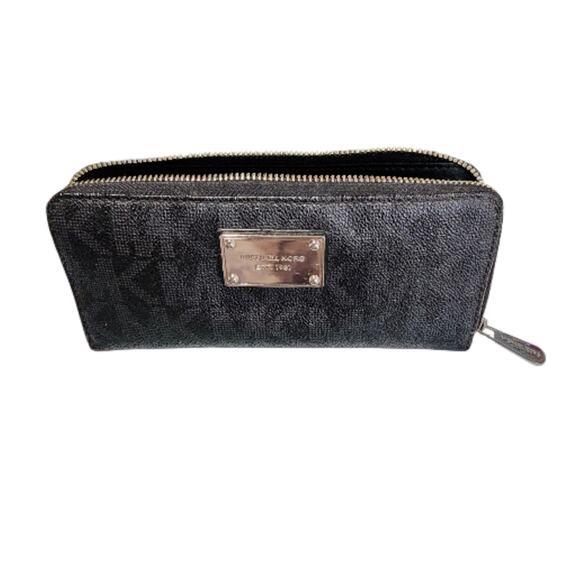 Michael Kors Jet Set Monogram Continental Zip Around Wallet Vintage - Picture 3 of 9